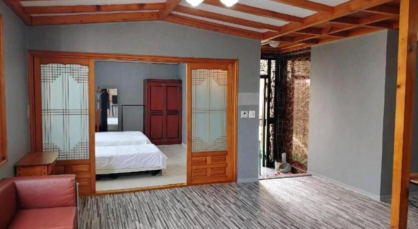 Emerald Ace Hotel Чеджудо Экстерьер фото